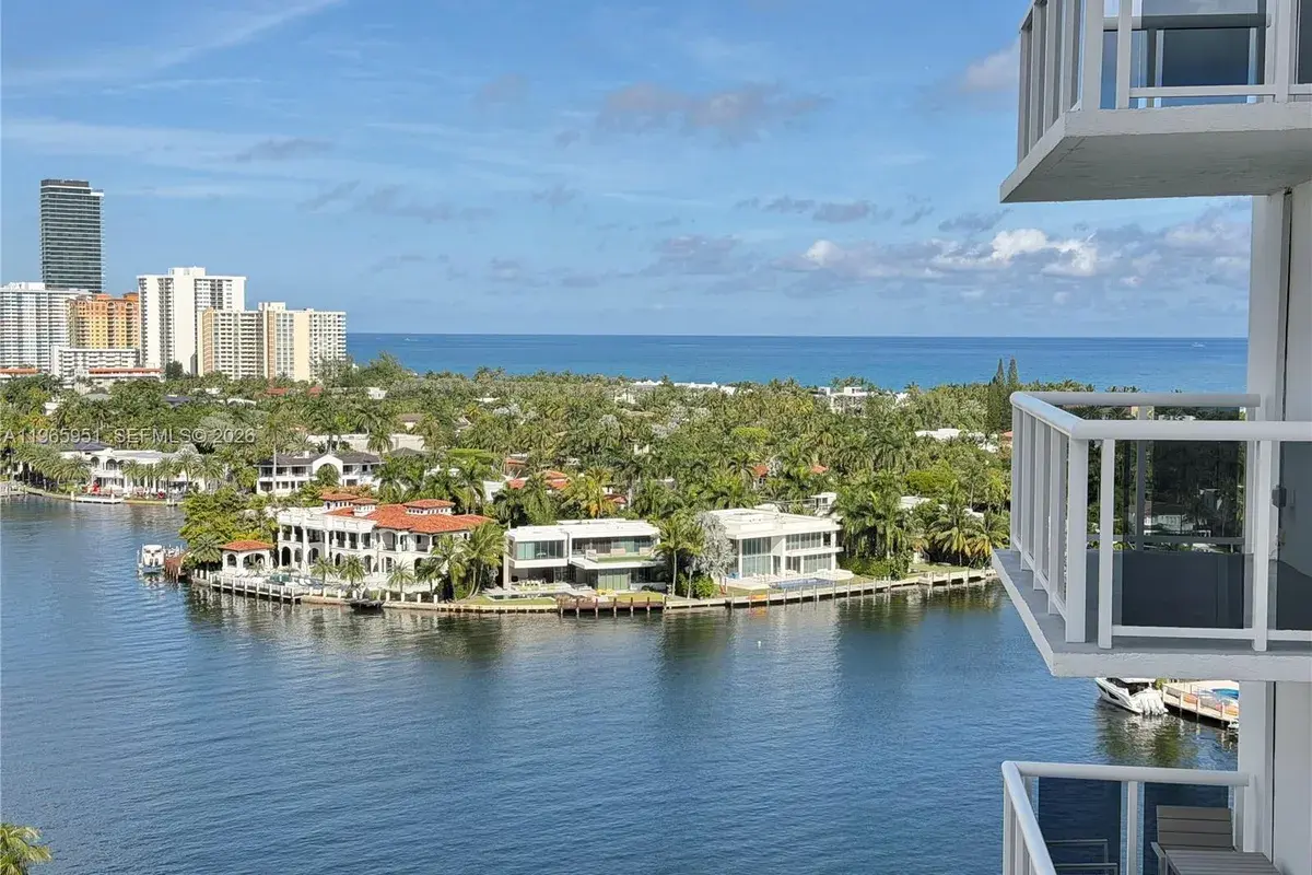 20515 E Country Club Dr # 1642, Aventura FL 33180