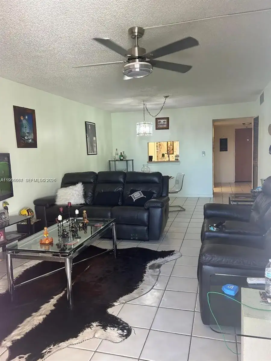 2840 Somerset Dr # 400M, Lauderdale Lakes FL 33311 photo 5