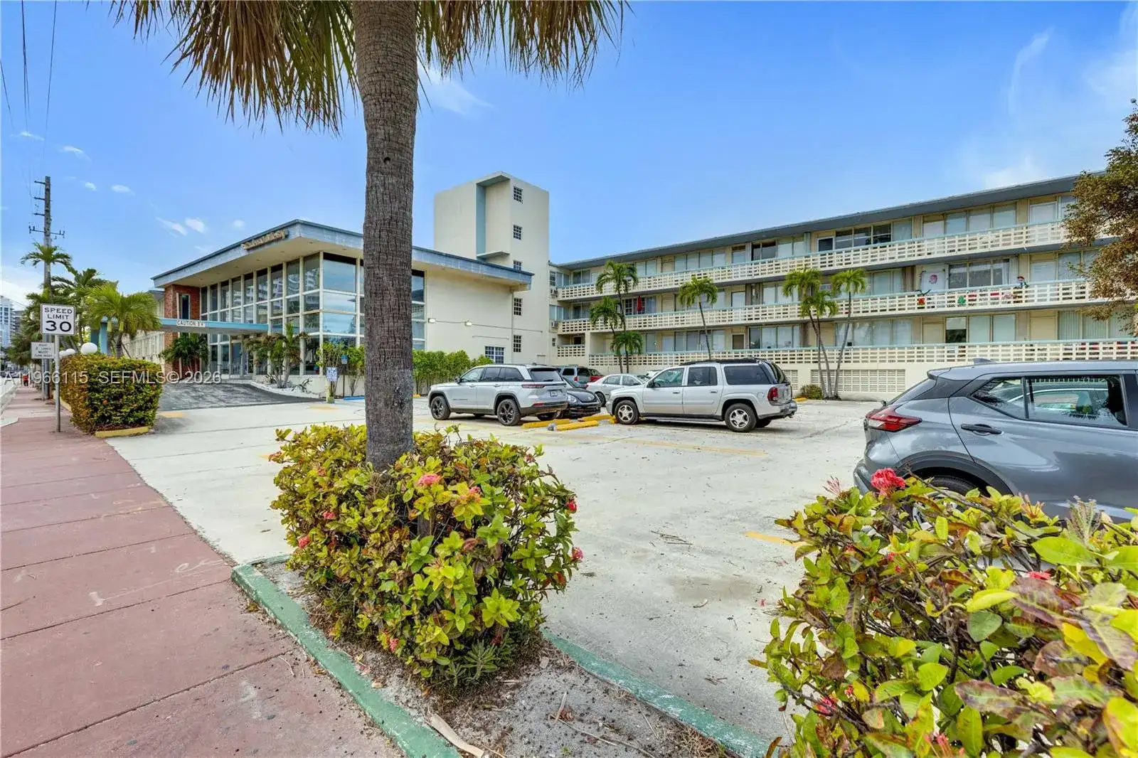 6484 Indian Creek Dr # 220, Miami Beach FL 33141 photo 2