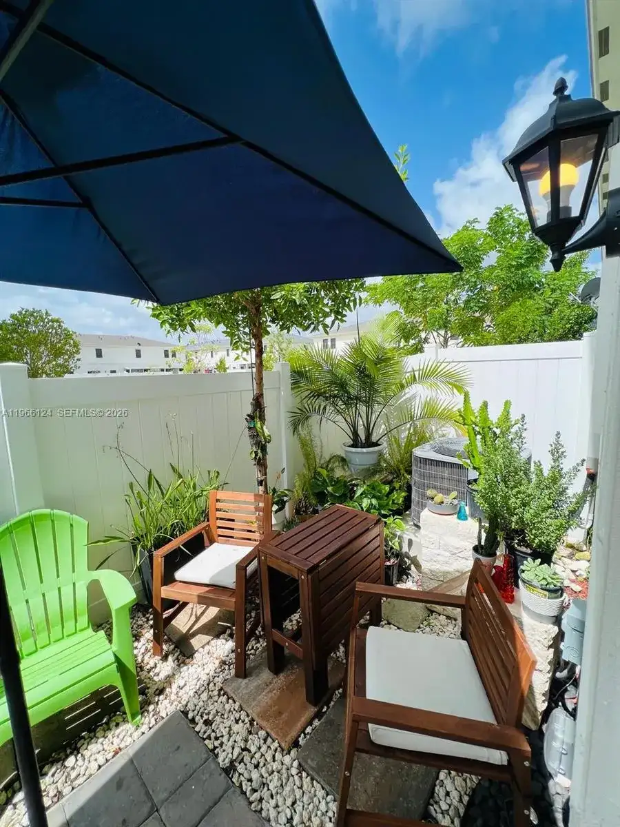 711 SW 11th St, Florida City FL 33034 photo 4