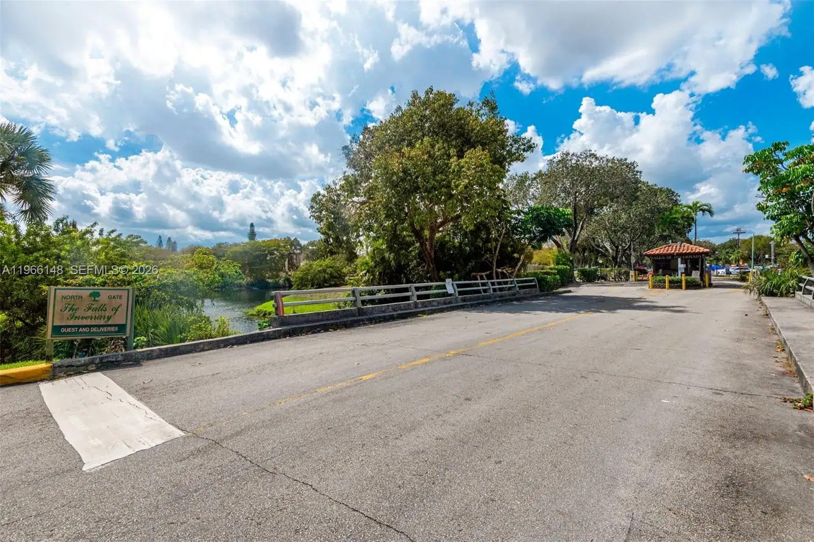 6301 N Fall Circle Dr # 213, Lauderhill FL 33319