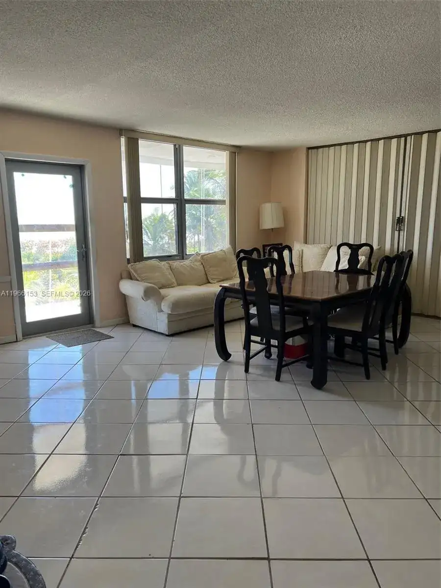 9225 Collins Ave # 302, Surfside FL 33154 photo 4