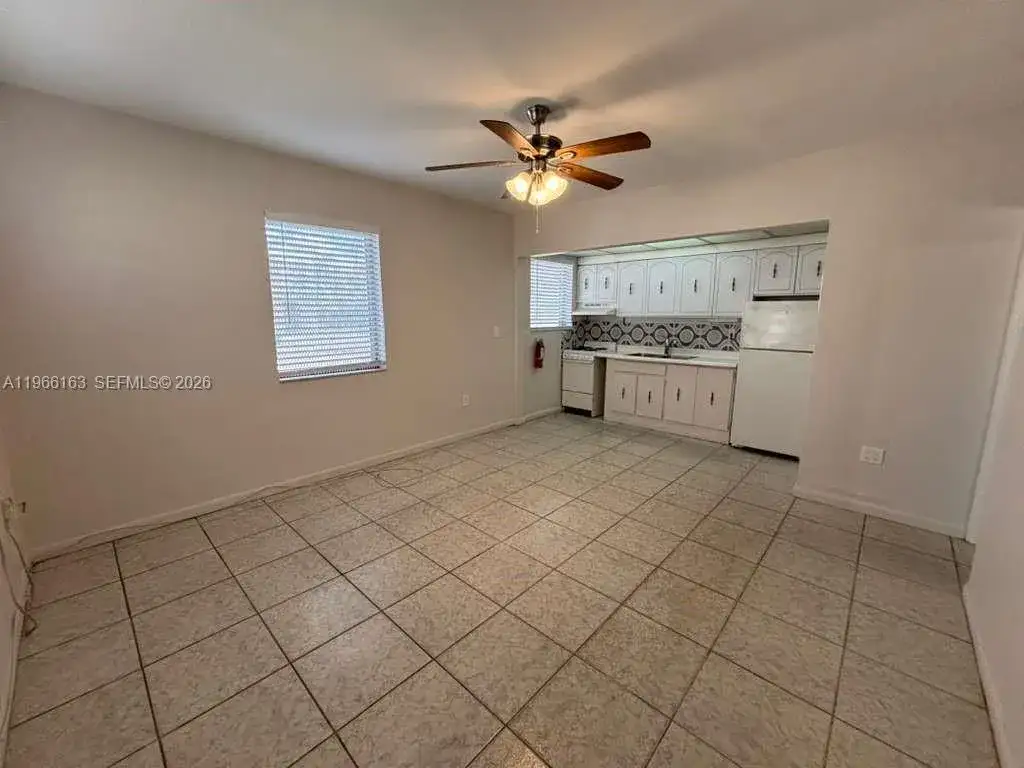 301 Sharar Ave # 5, Opa-Locka FL 33054 photo 2