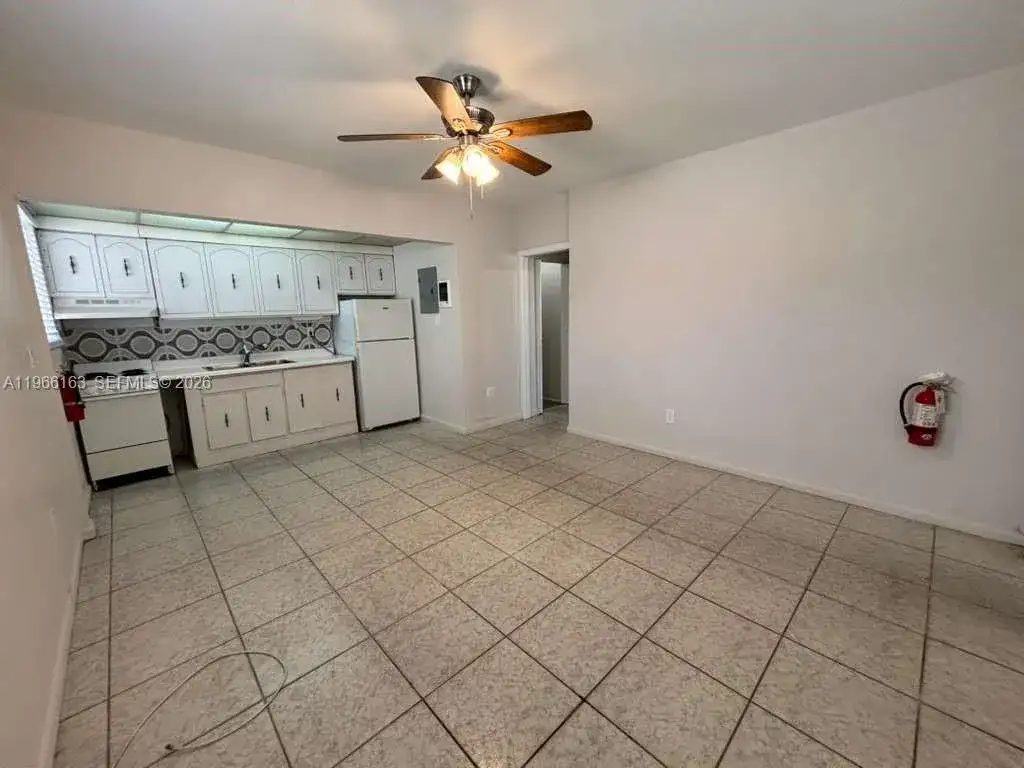 301 Sharar Ave # 5, Opa-Locka FL 33054 photo 3