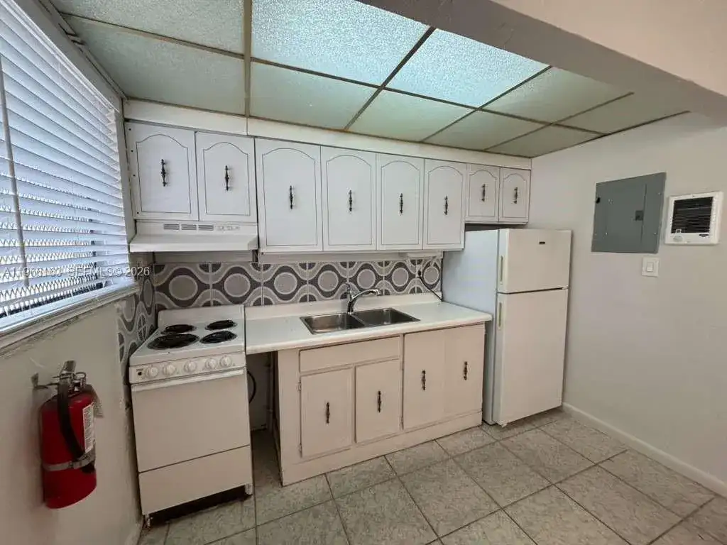 301 Sharar Ave # 5, Opa-Locka FL 33054 photo 4