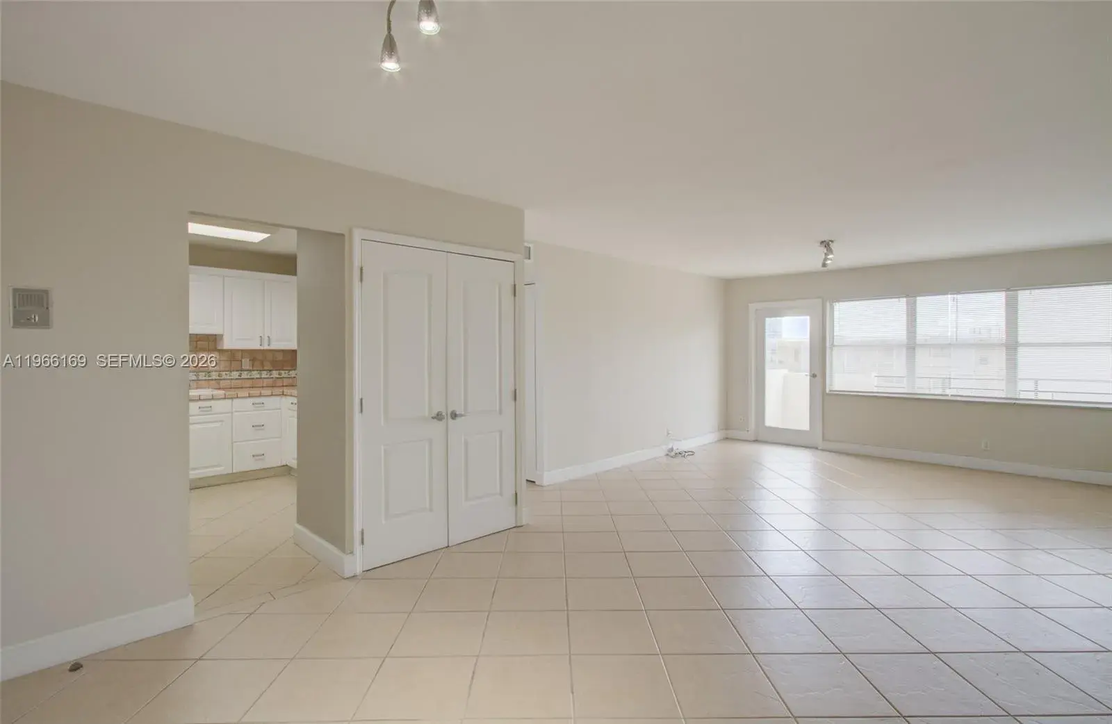 401 Golden Isles Dr # 702, Hallandale Beach FL 33009