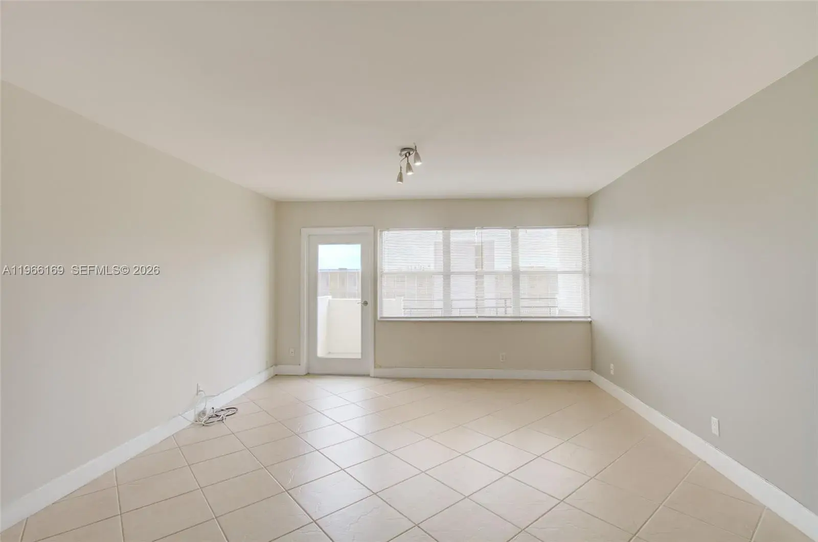 401 Golden Isles Dr # 702, Hallandale Beach FL 33009