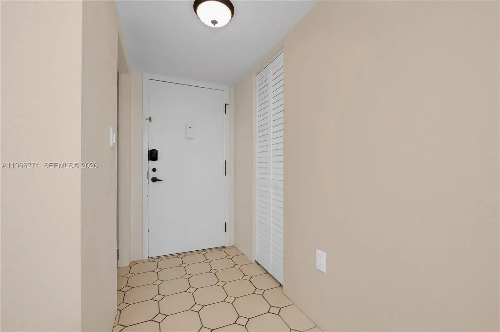 1400 Saint Charles Place # 420, Pembroke Pines FL 33026 photo 3