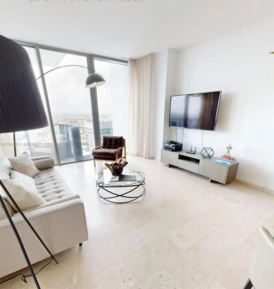 88 SW 7th St # 3006, Miami FL 33130 photo 3