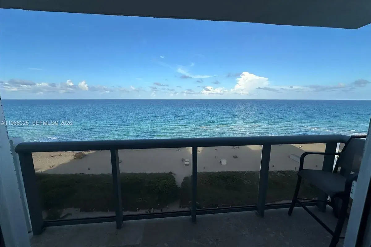 6039 Collins Ave # 1517, Miami Beach FL 33140