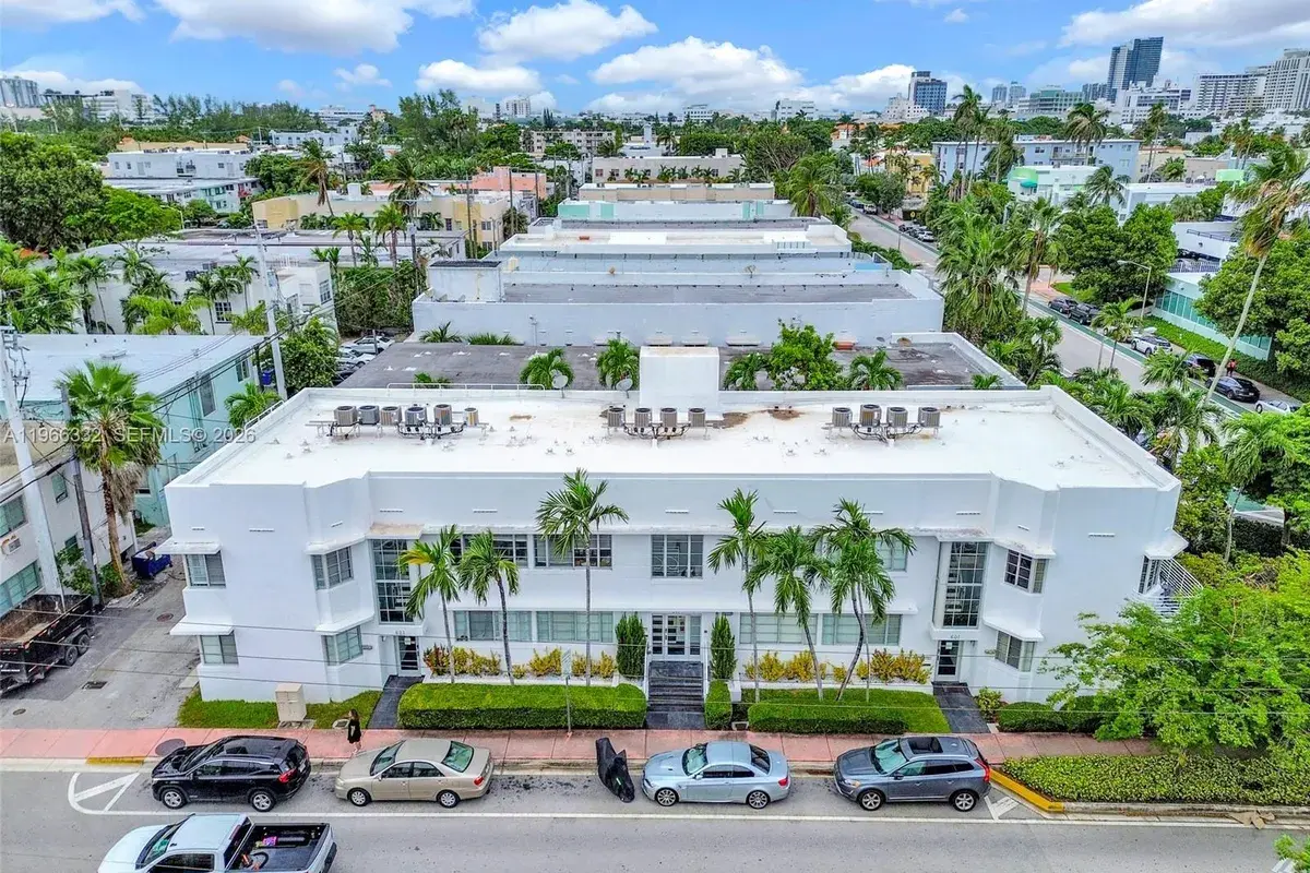621 11th St # 101, Miami Beach FL 33139