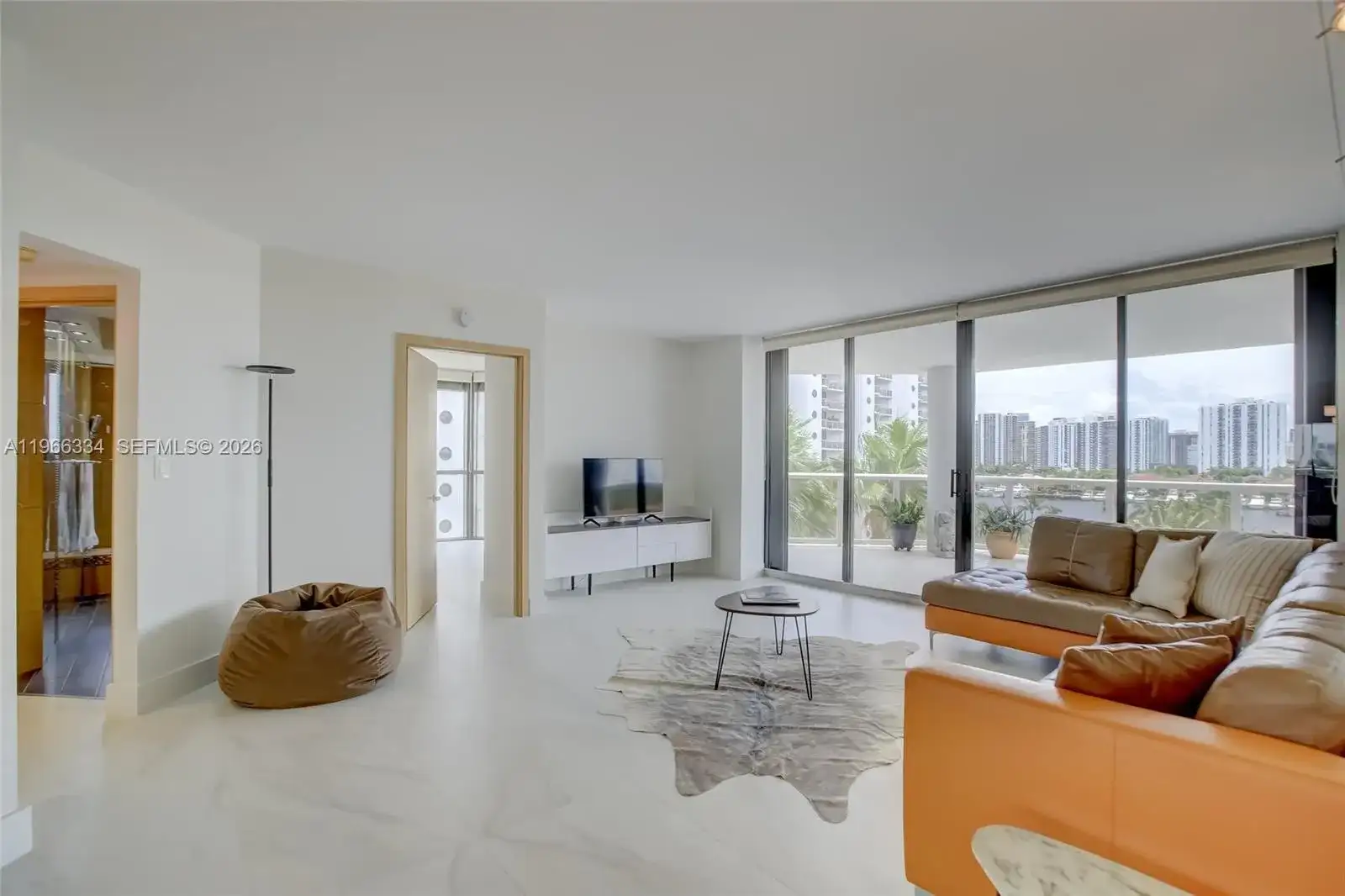 3600 Yacht Club Dr # 703, Aventura FL 33180 photo 3