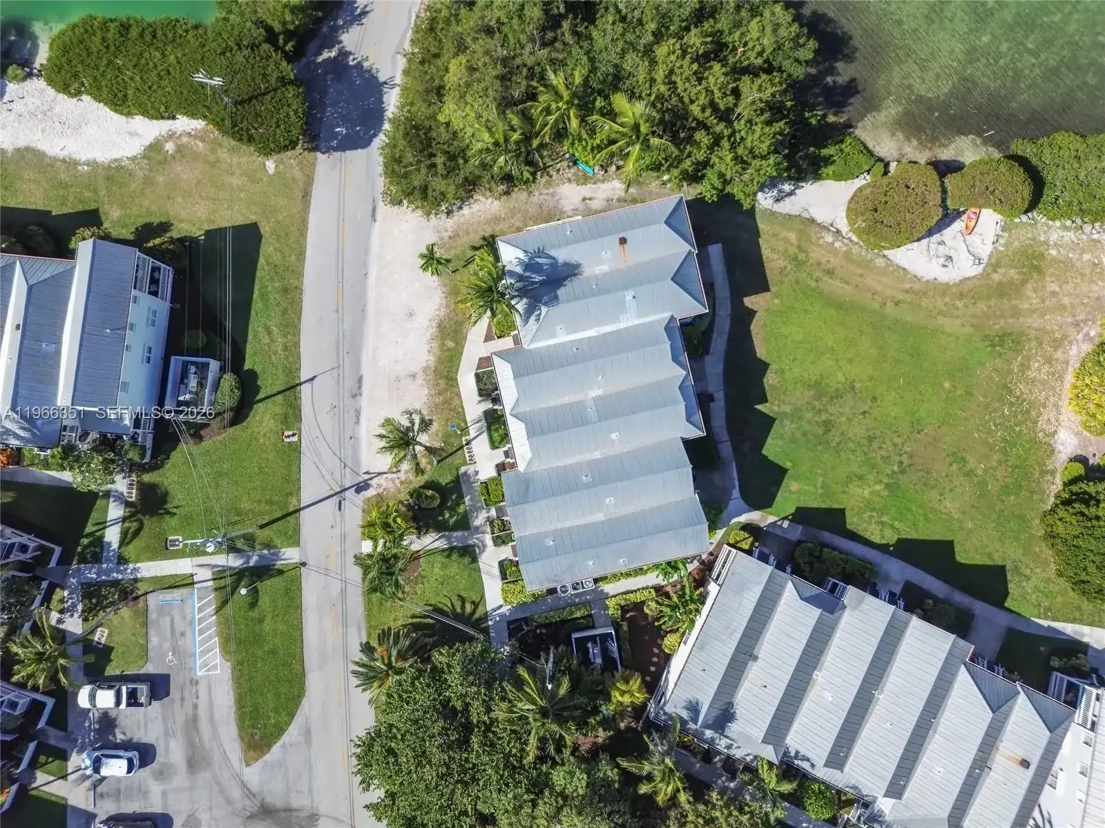 5101 Sunset Village Dr, Duck FL 33050 photo 3