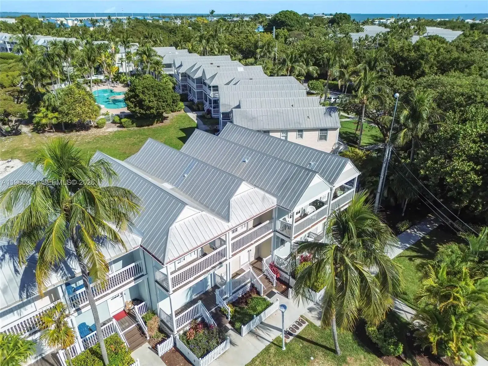 5101 Sunset Village Dr, Duck FL 33050 photo 4