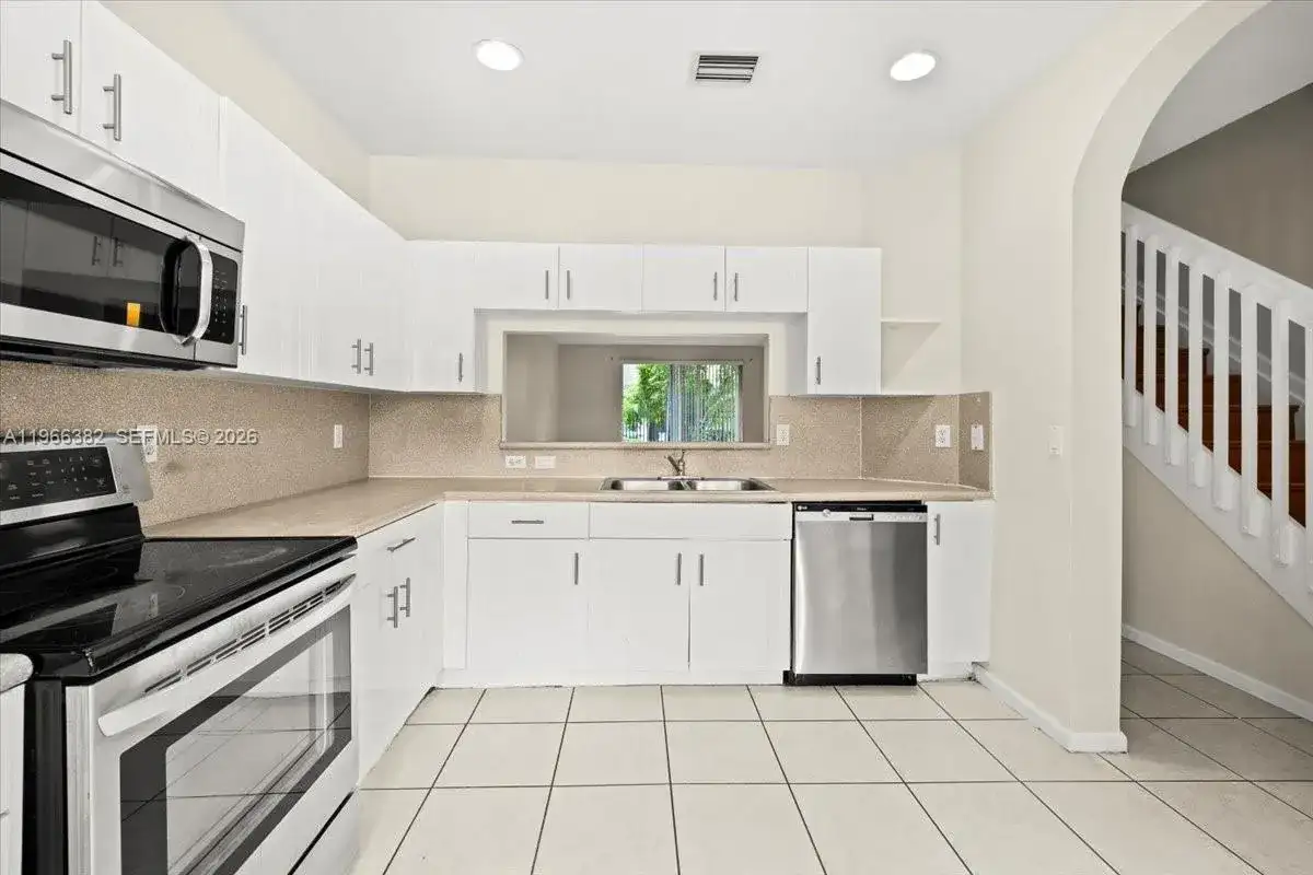 2779 SW 82ND AVE # 105, Miramar FL 33025 photo 3
