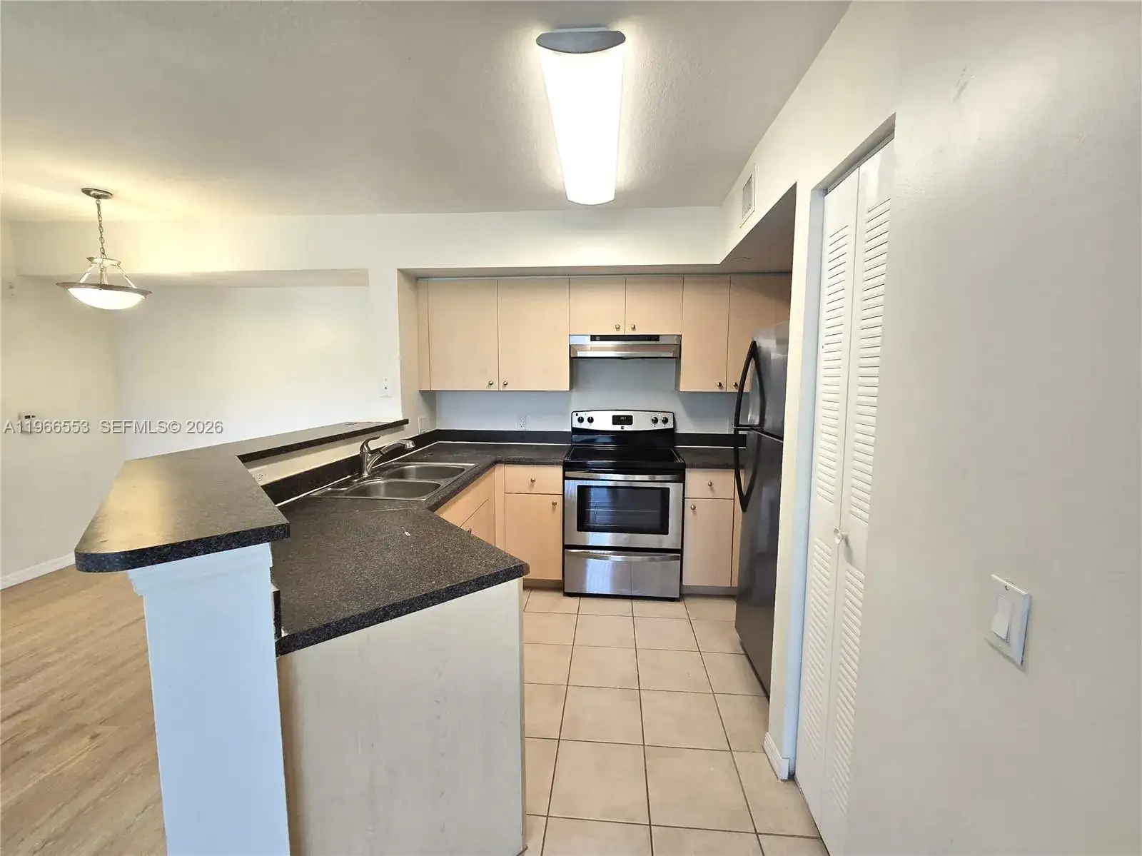 4180 San Marino Blvd # 106, West Palm Beach FL 33409 photo 4