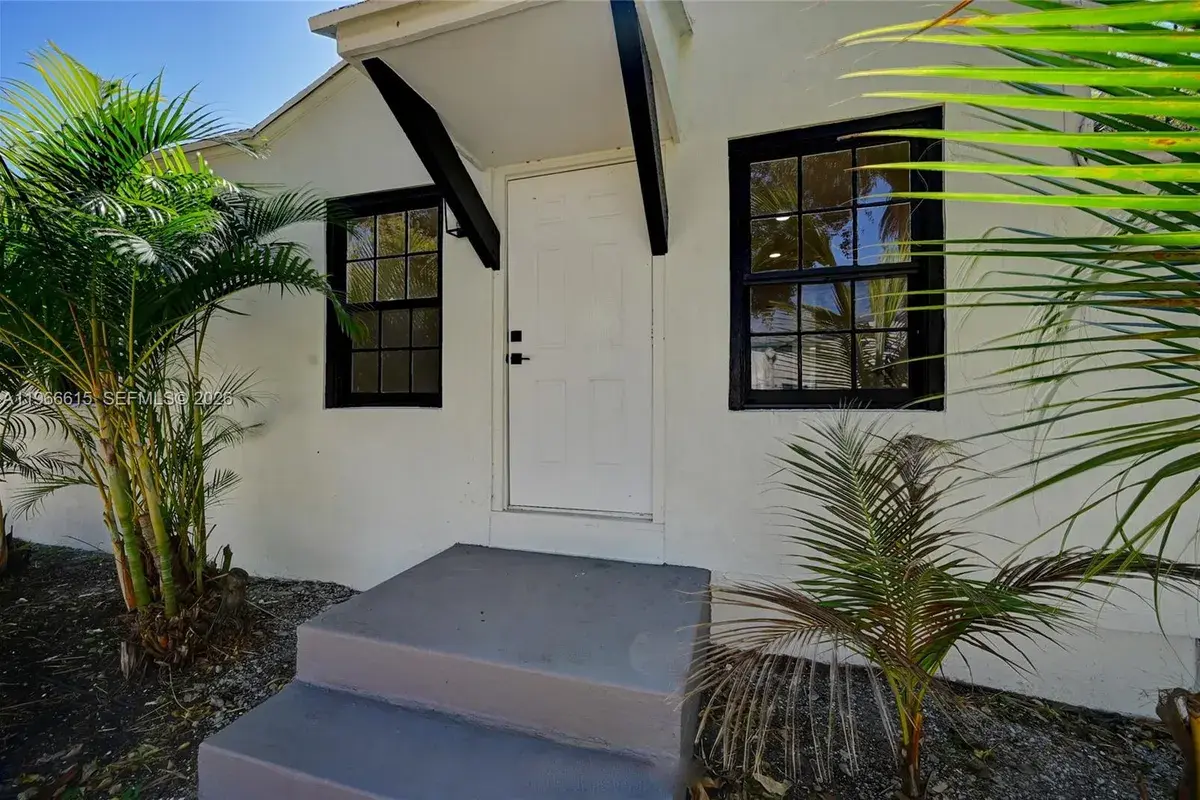 816 Tuscaloosa St, West Palm Beach FL 33405