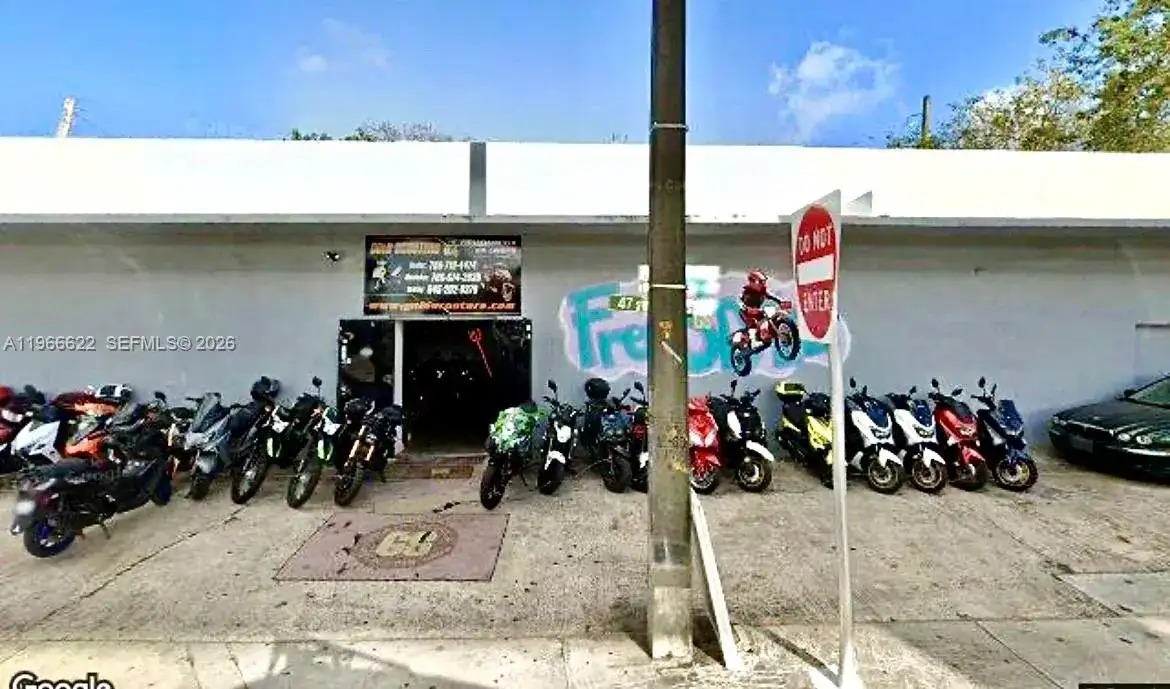 4699 NW 27th Ave, Miami FL 33142 photo 2