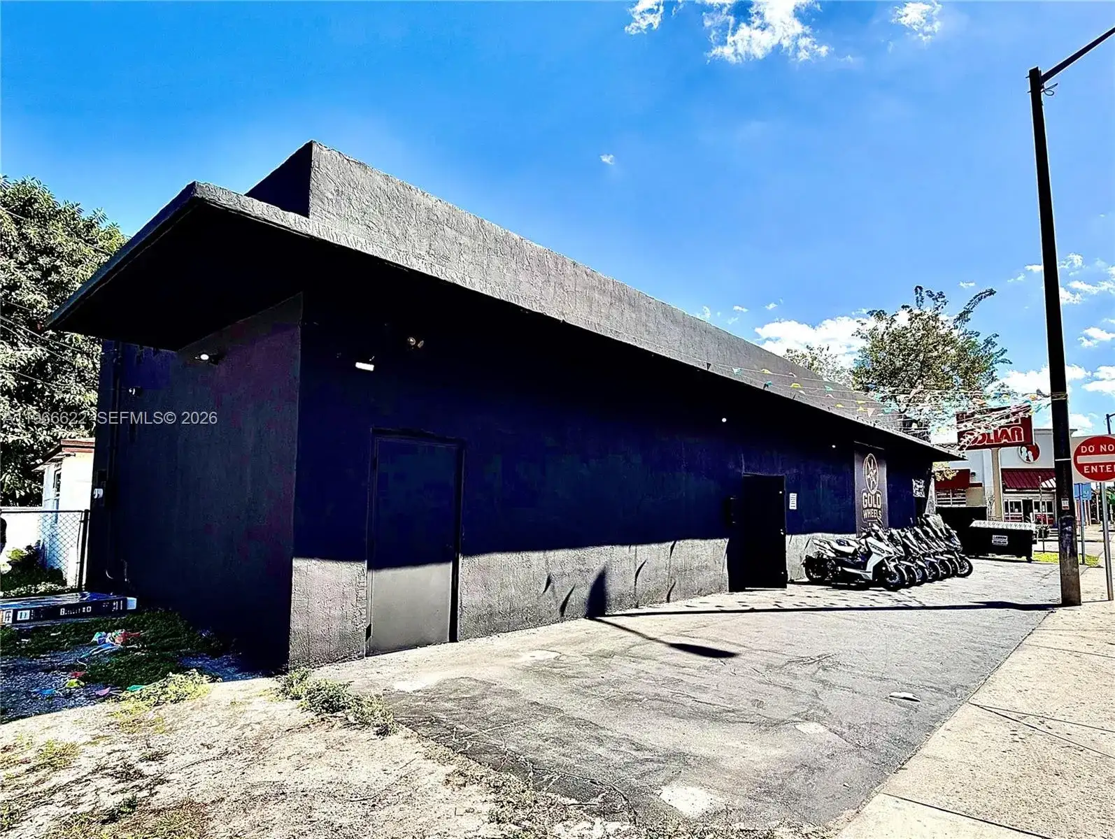 4699 NW 27th Ave, Miami FL 33142 photo 3