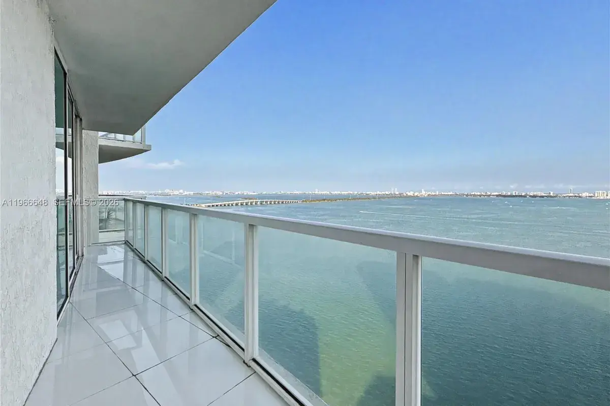 665 NE 25th St # 2102, Miami FL 33137