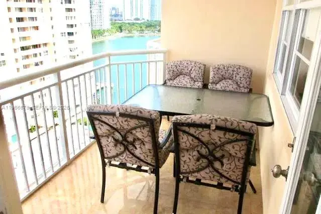 18031 Biscayne Blvd # 1601, Aventura FL 33160