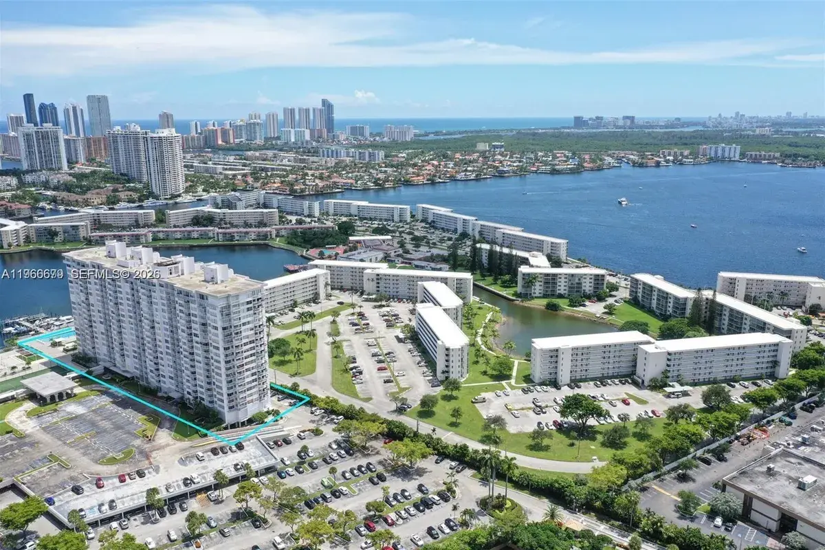 18031 Biscayne Blvd # 1601, Aventura FL 33160