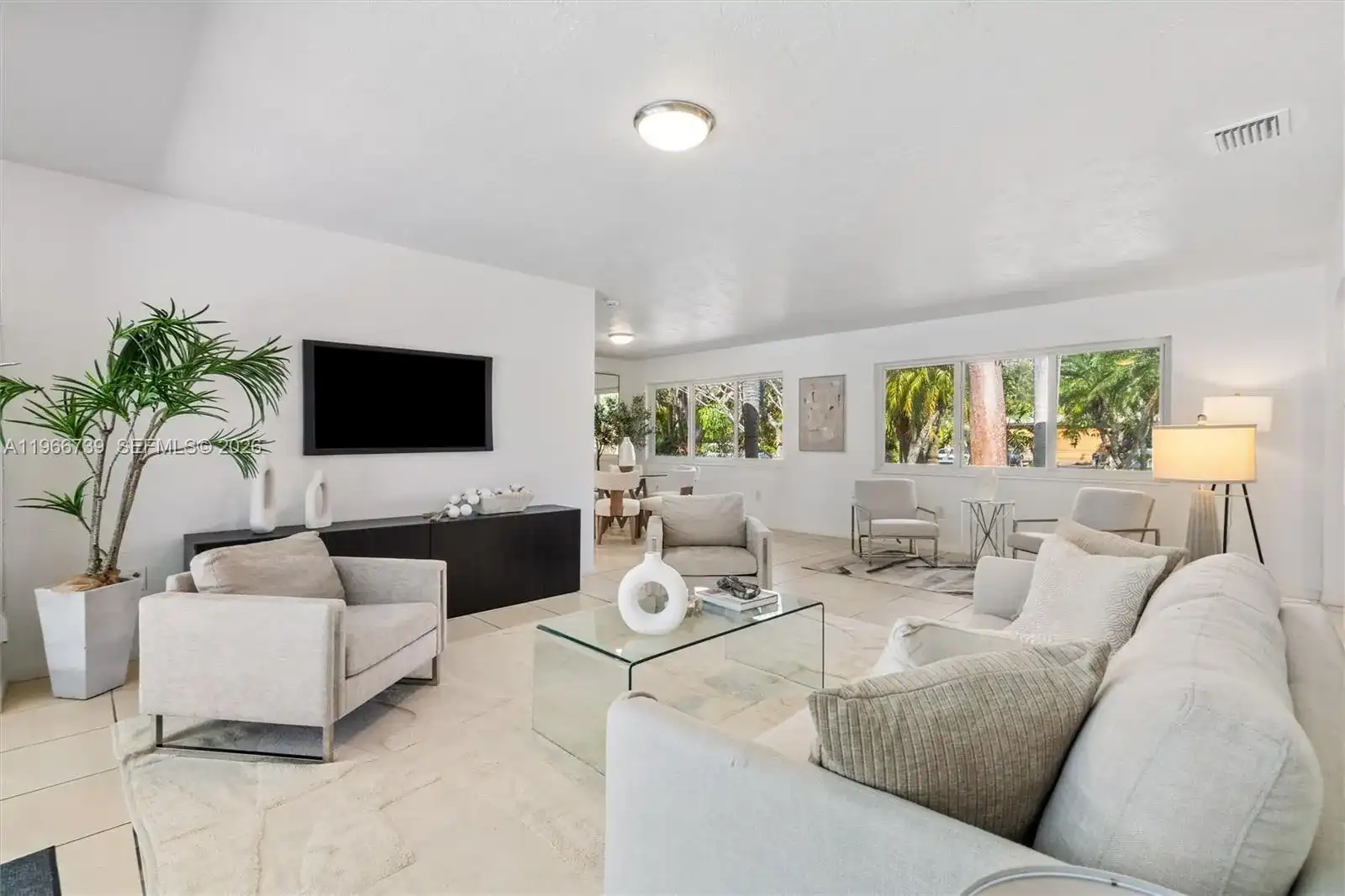 8260 SW 133 St, Pinecrest FL 33156