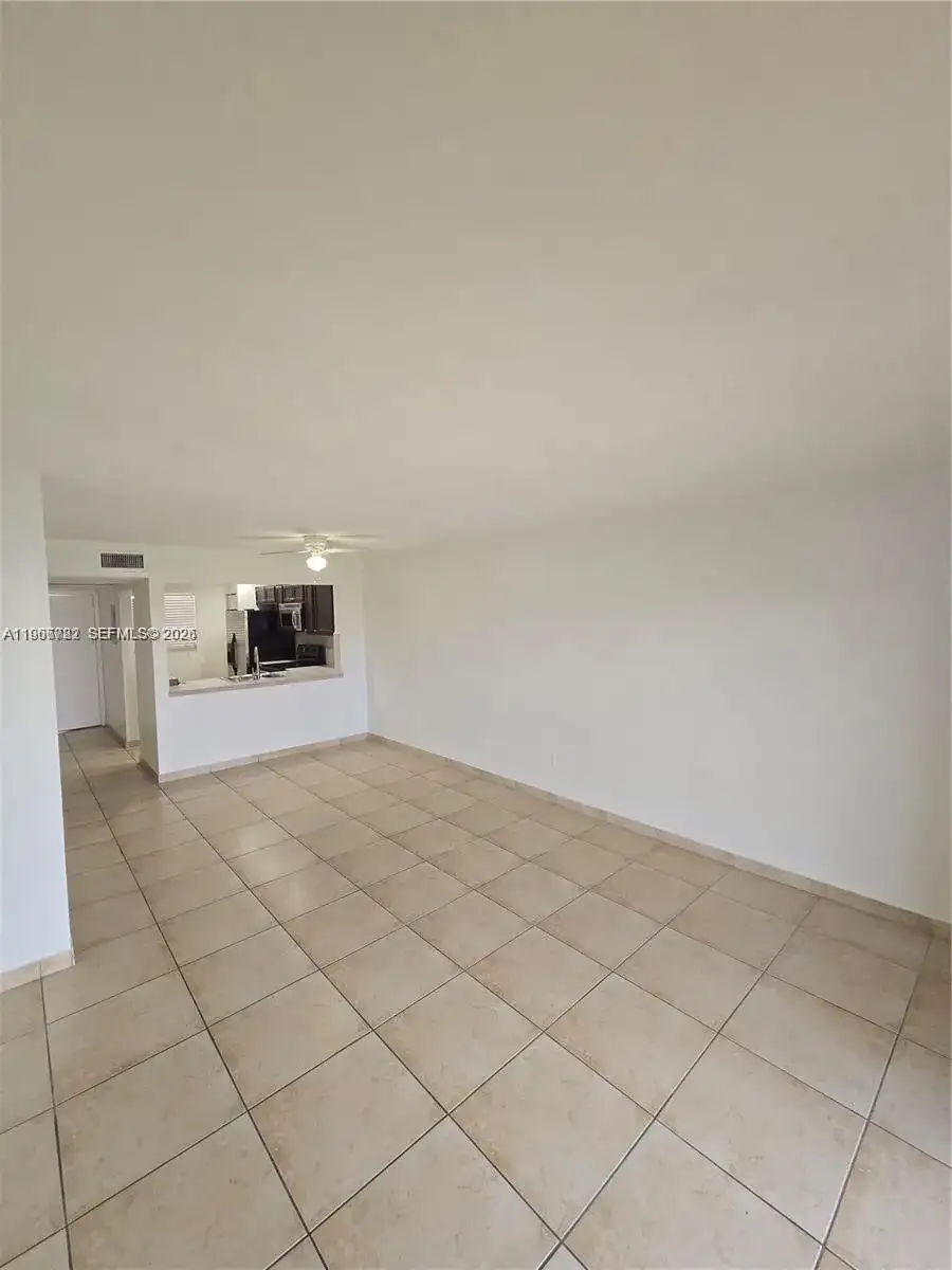 911 NE 209th Ter # 27, Miami FL 33179 photo 5