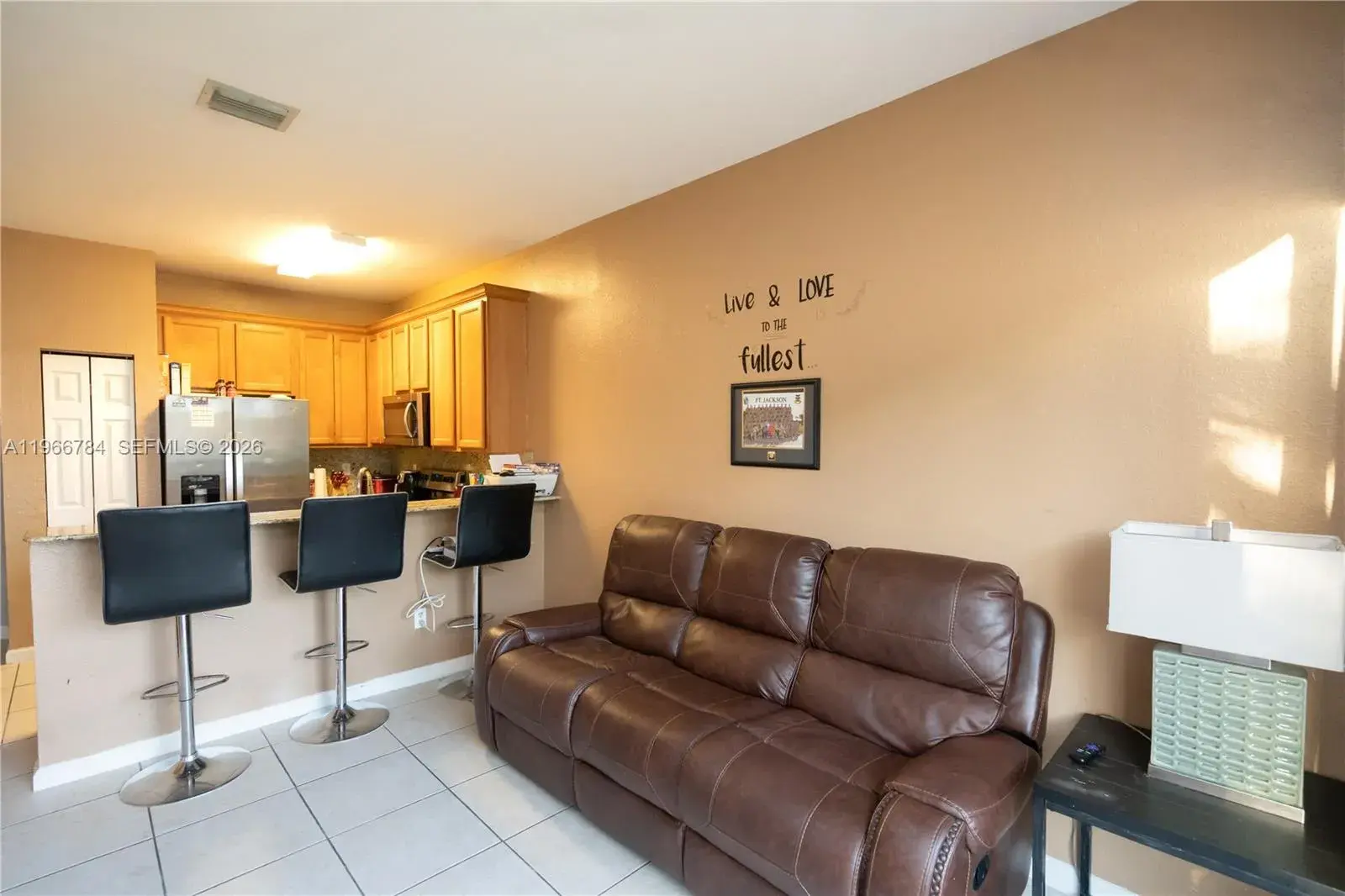 2128 NE 6th St, Homestead FL 33033