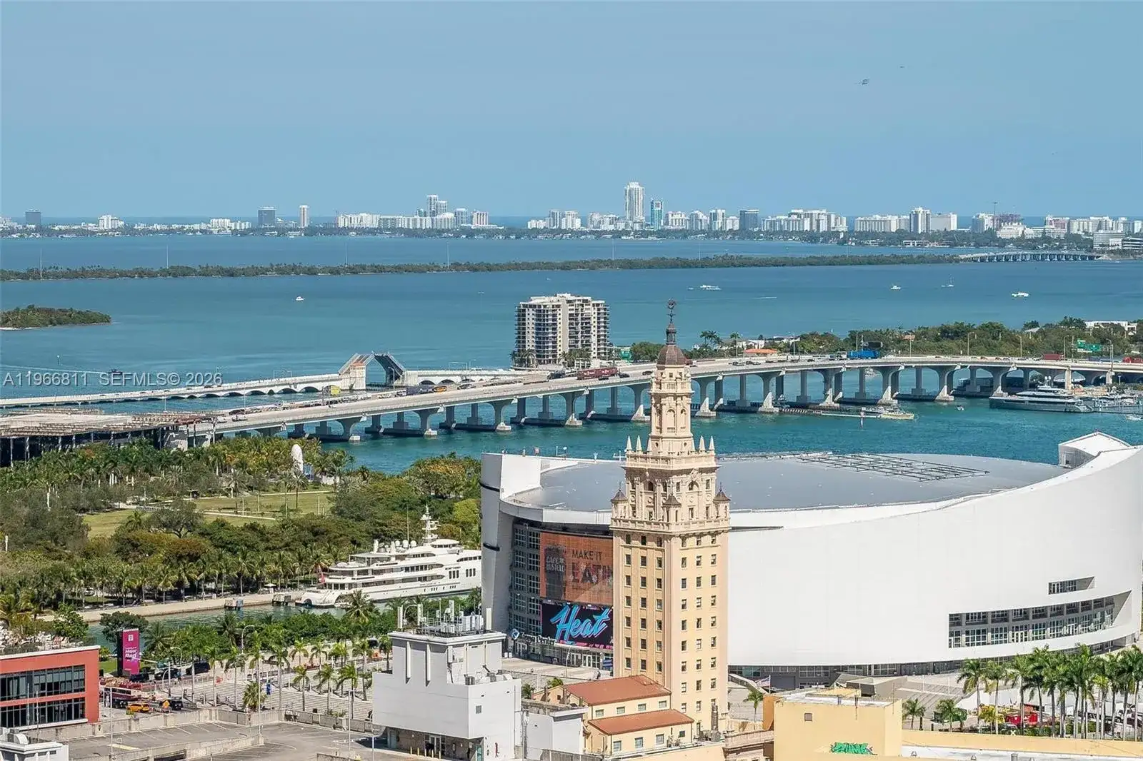225 N Miami Ave # 3307, Miami FL 33128 photo 2