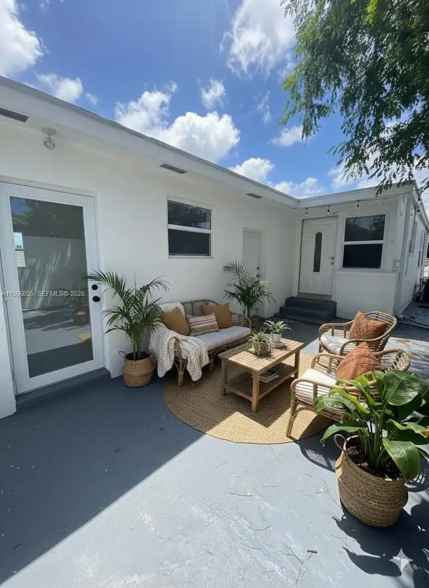 81 NW 44th St, Miami FL 33127 photo 3