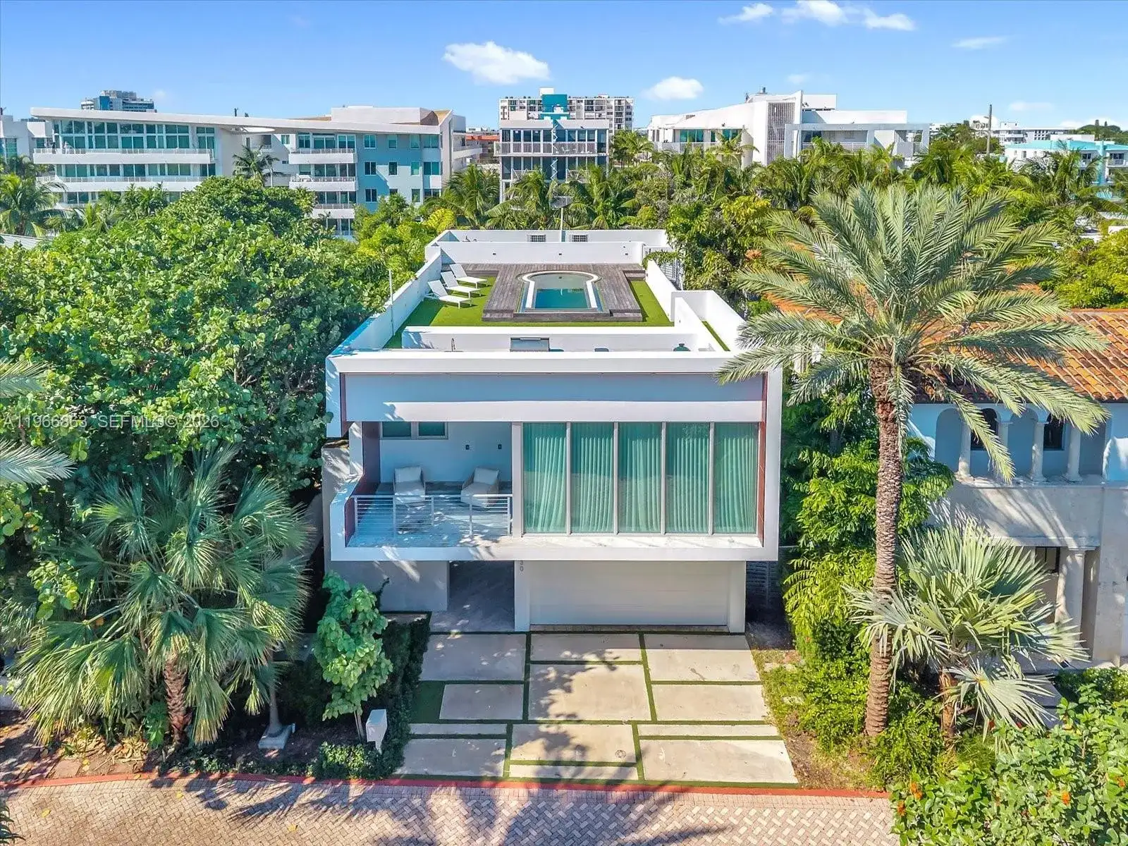 7830 Atlantic Way, Miami Beach FL 33141 photo 2