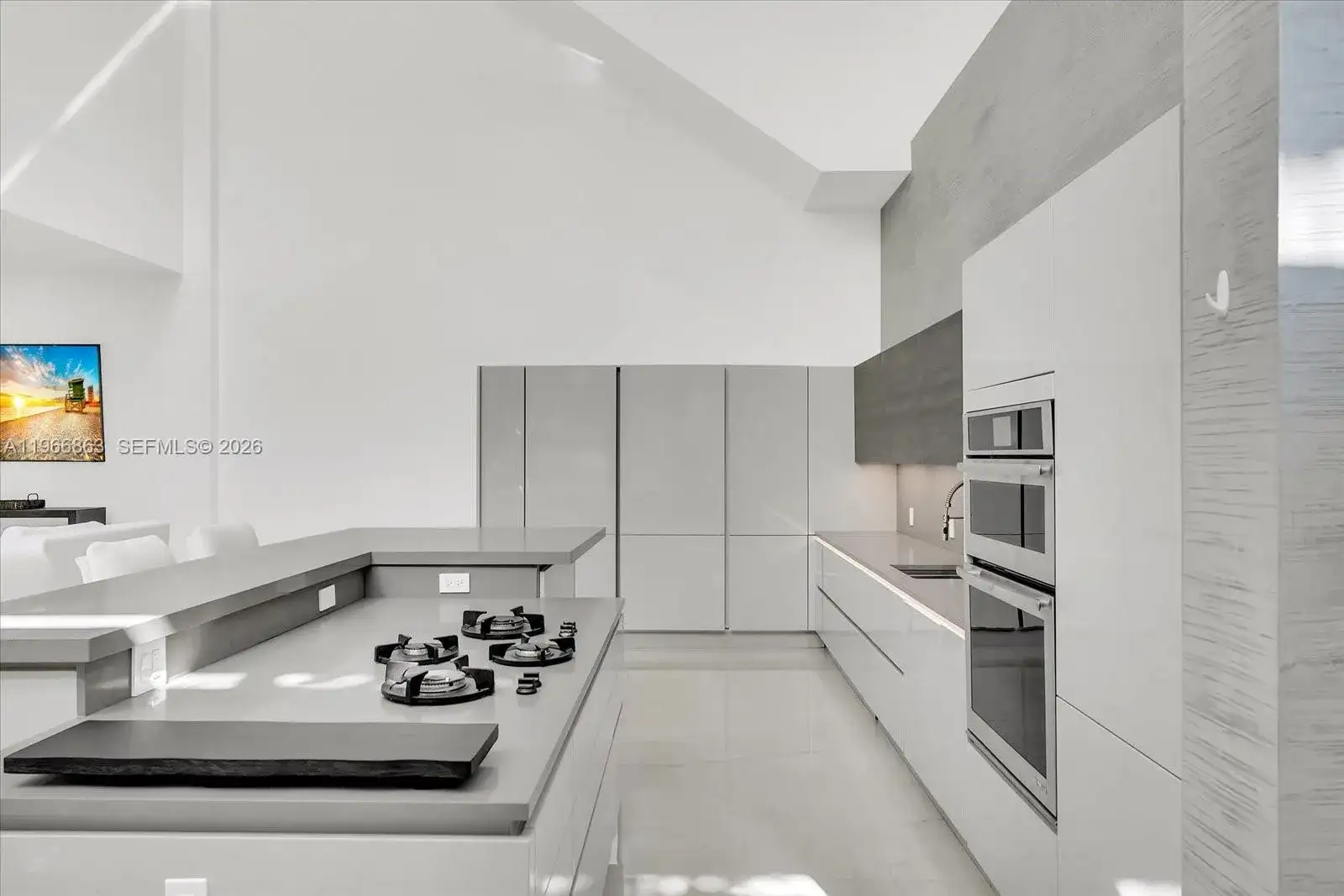 7830 Atlantic Way, Miami Beach FL 33141 photo 4