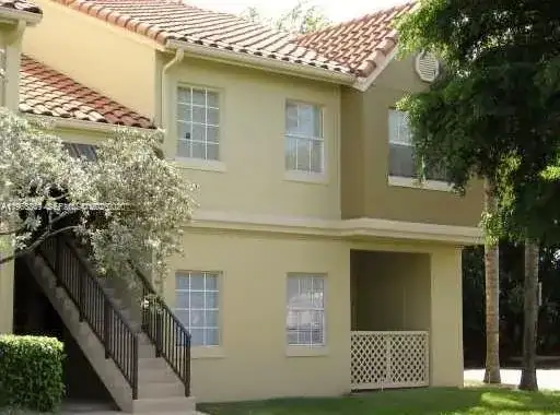 18328 NW 68th Ave # H, Hialeah FL 33015 photo 3