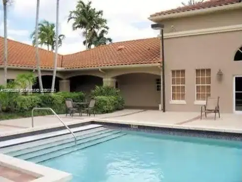 18328 NW 68th Ave # H, Hialeah FL 33015 photo 4
