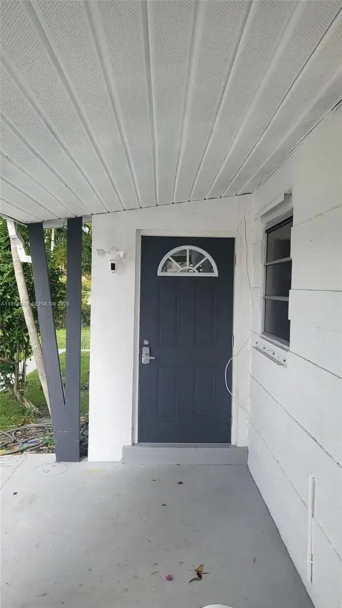 821 NE 6th St # 1, Hallandale Beach FL 33009 photo 3