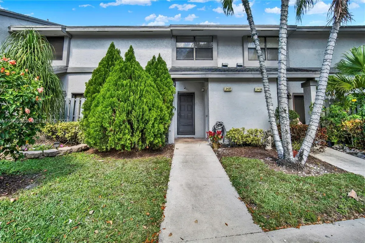 3437 S Carambola Cir S # 2463, Coconut Creek FL 33066