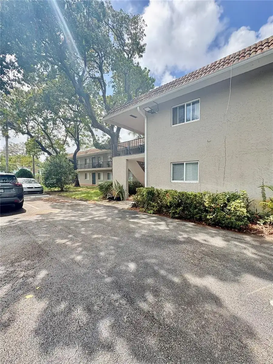 1111 SW 4th St, Fort Lauderdale FL 33312 photo 4