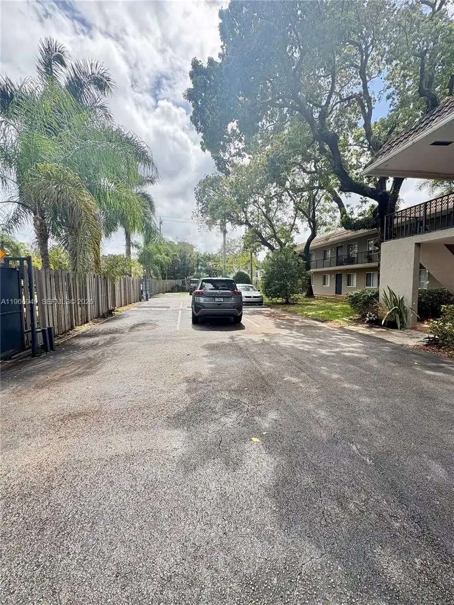 1111 SW 4th St, Fort Lauderdale FL 33312 photo 5