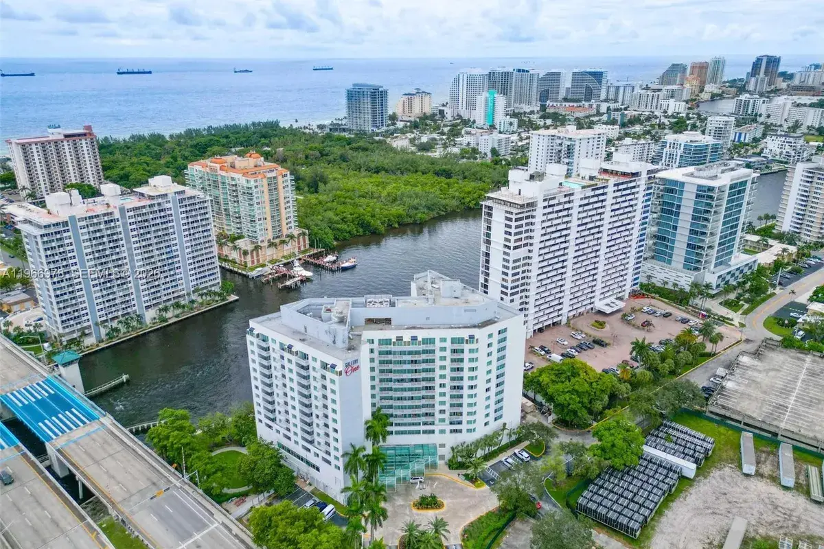 2670 E Sunrise Blvd, Fort Lauderdale FL 33304