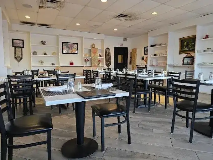Restaurant For Sale Prime Business Opportunity Next To Bayshore Park, North Miami FL 33181 photo 2