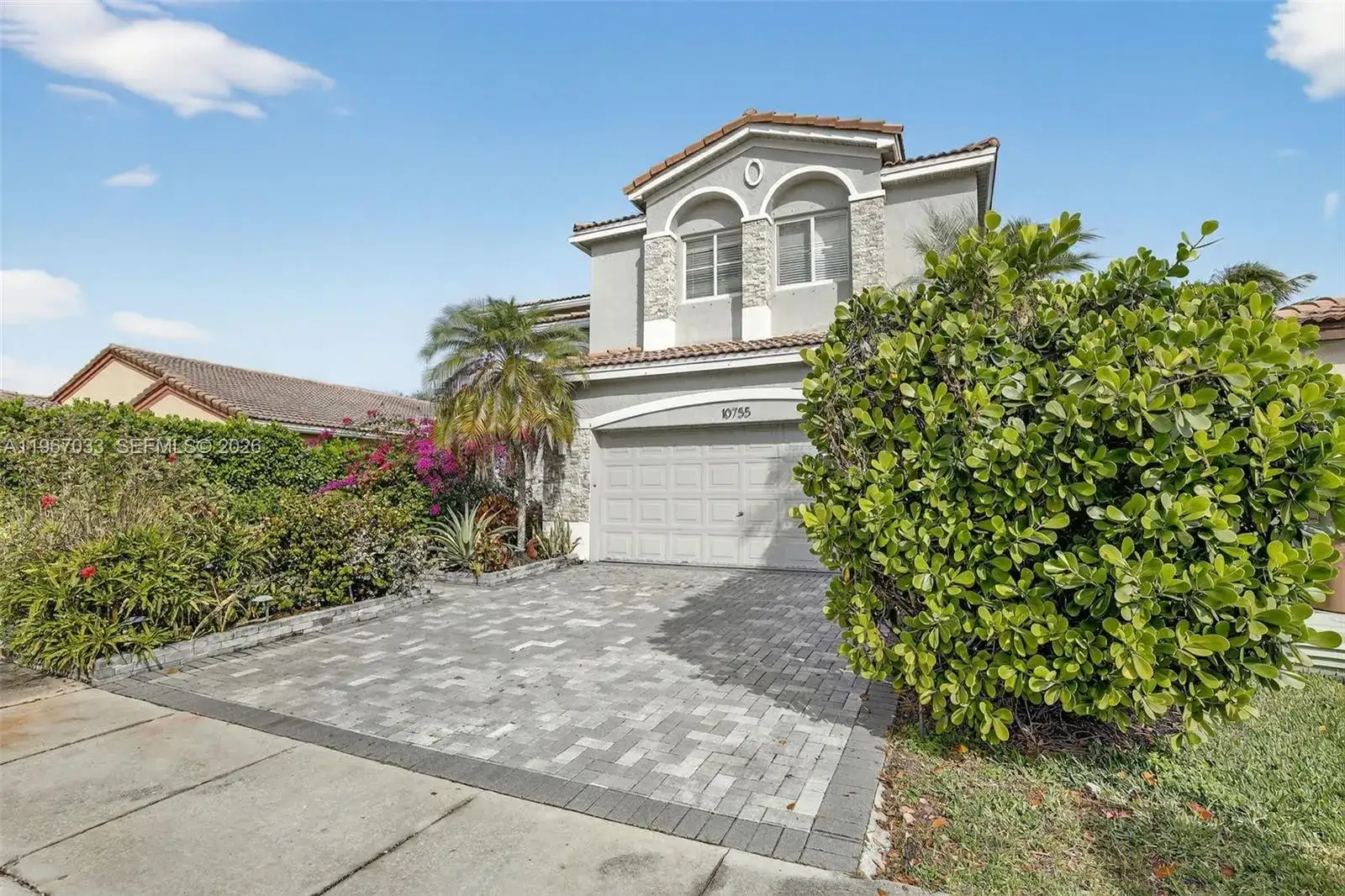 10755 SW 17th Pl, Davie FL 33324 photo 3