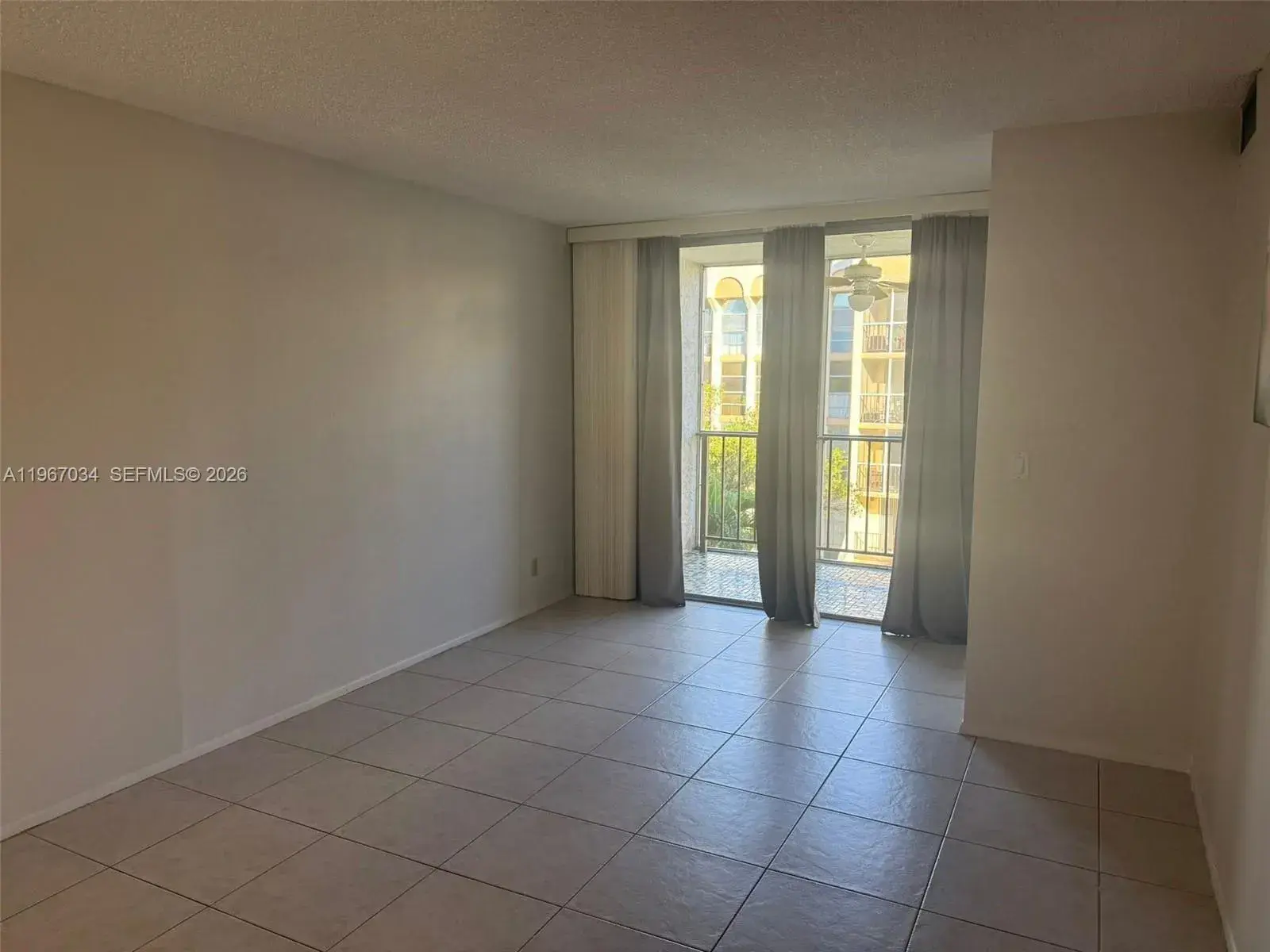 801 Three Islands Blvd # 403, Hallandale Beach FL 33009