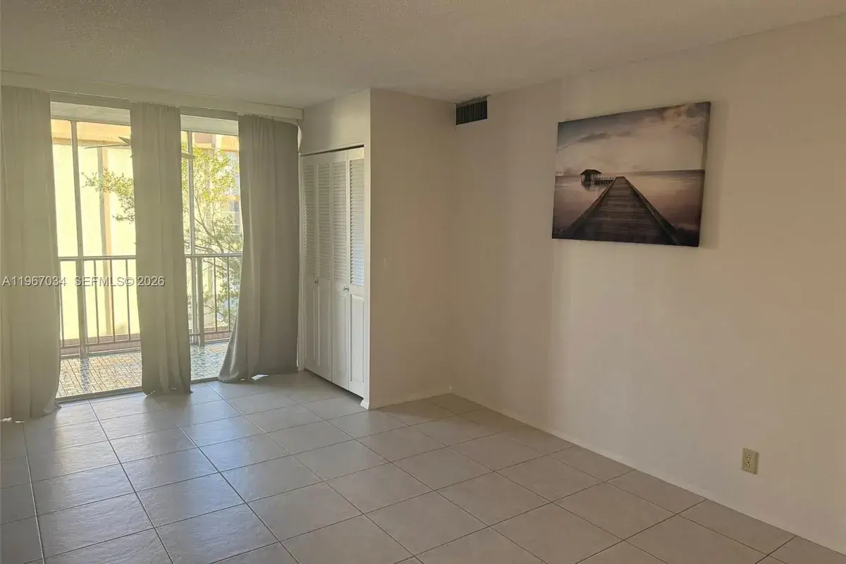 801 Three Islands Blvd # 403, Hallandale Beach FL 33009