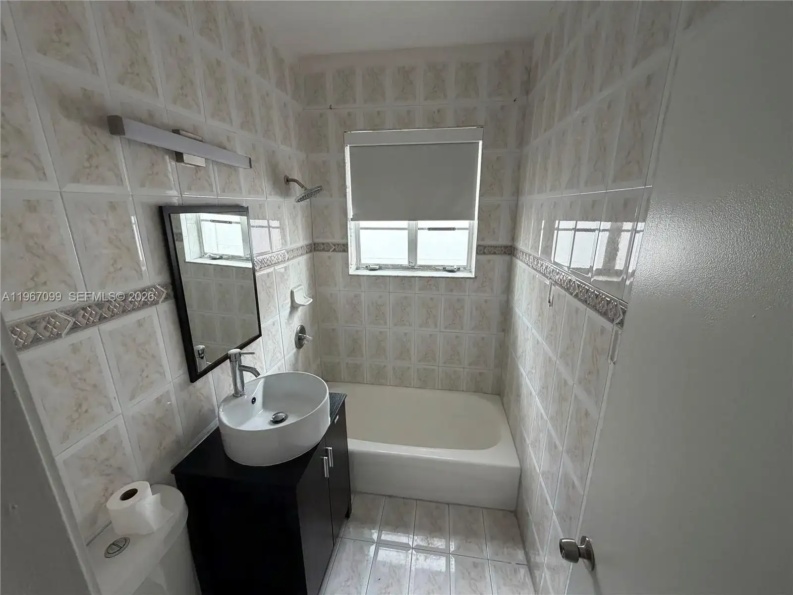 301 86th St # 3, Miami Beach FL 33141 photo 5