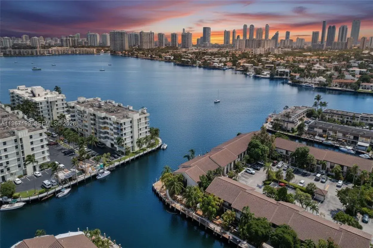 2689 NE 165th St # 56, North Miami Beach FL 33160