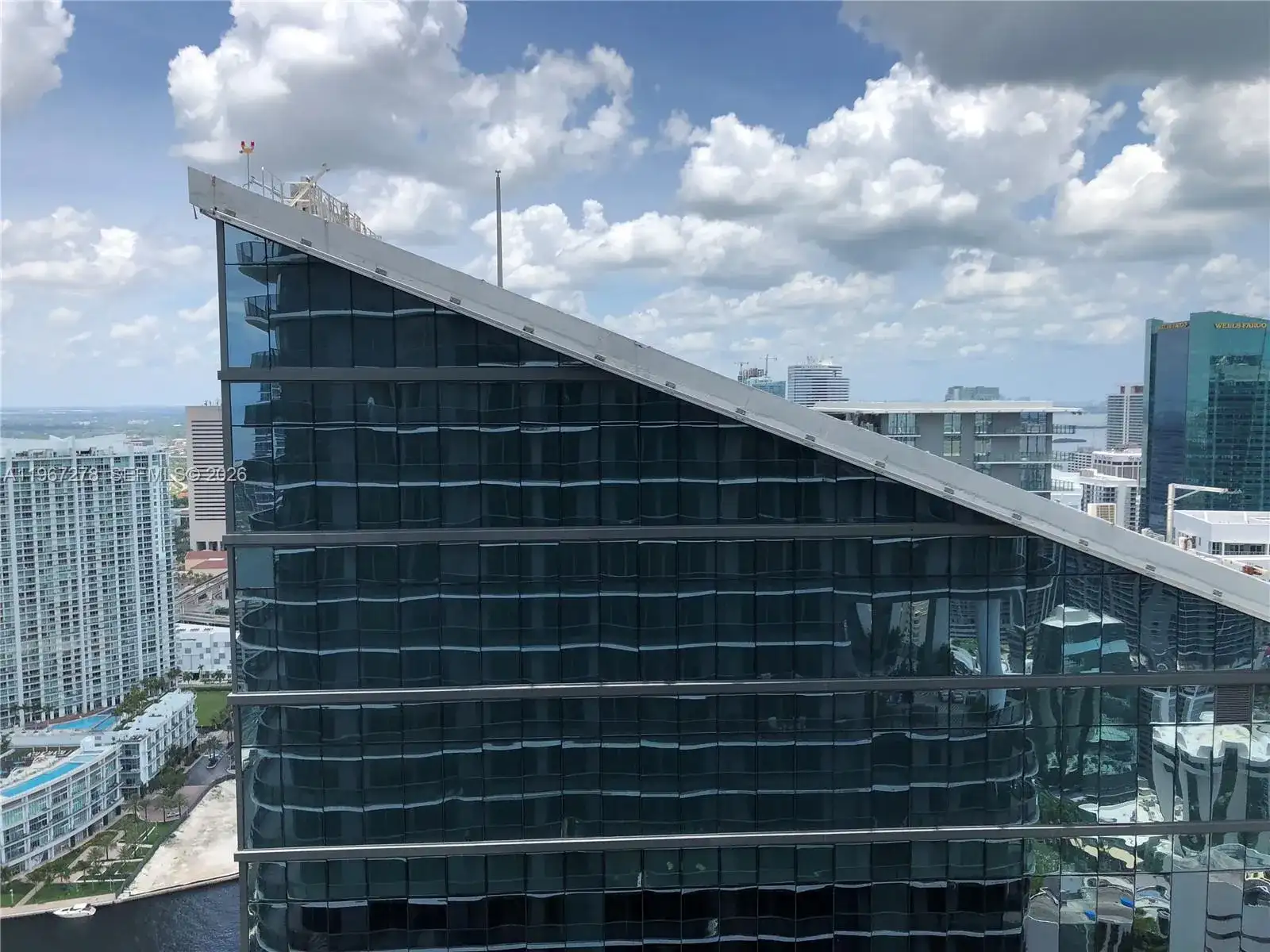 801 S Miami Ave # 5108, Miami FL 33130 photo 4