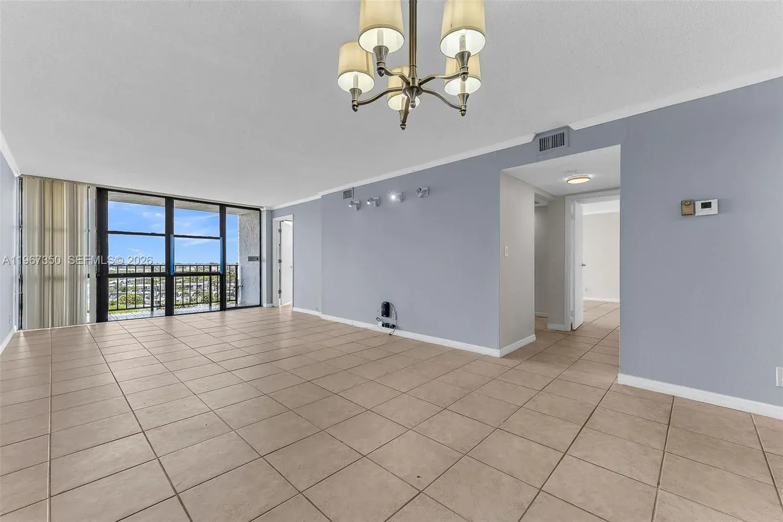 800 Parkview Dr # 1007, Hallandale Beach FL 33009