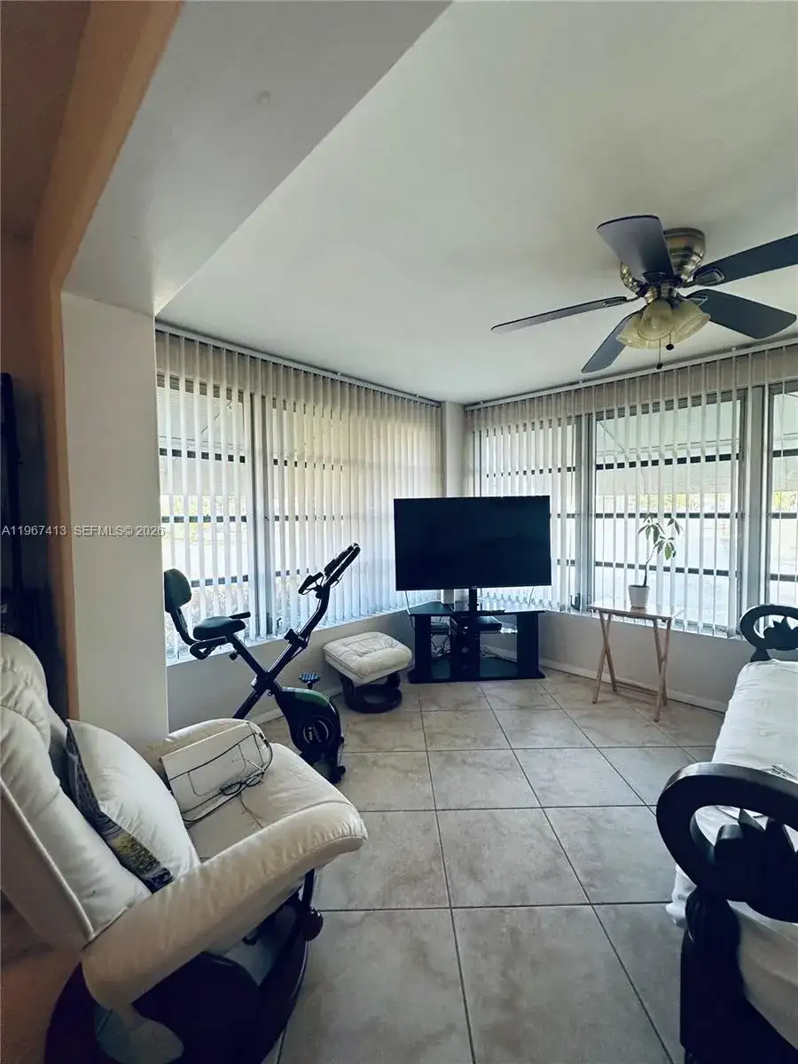 1252 W Club Dr W # D, Delray Beach FL 33445 photo 5