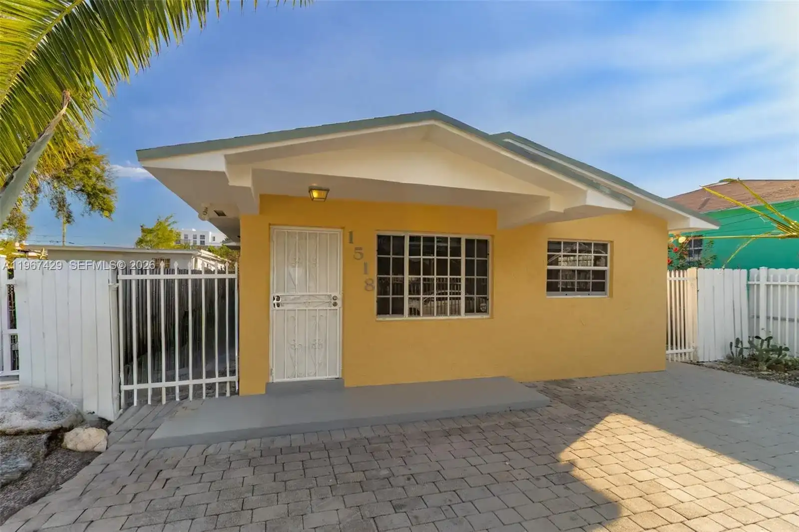 1518 NW 65th St, Miami FL 33147